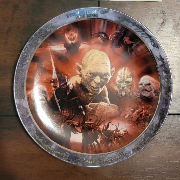 Lord of the Rings Limited Edition Numbered Plate - Picture 2 of 4